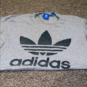 ADIDAS TSHIRT